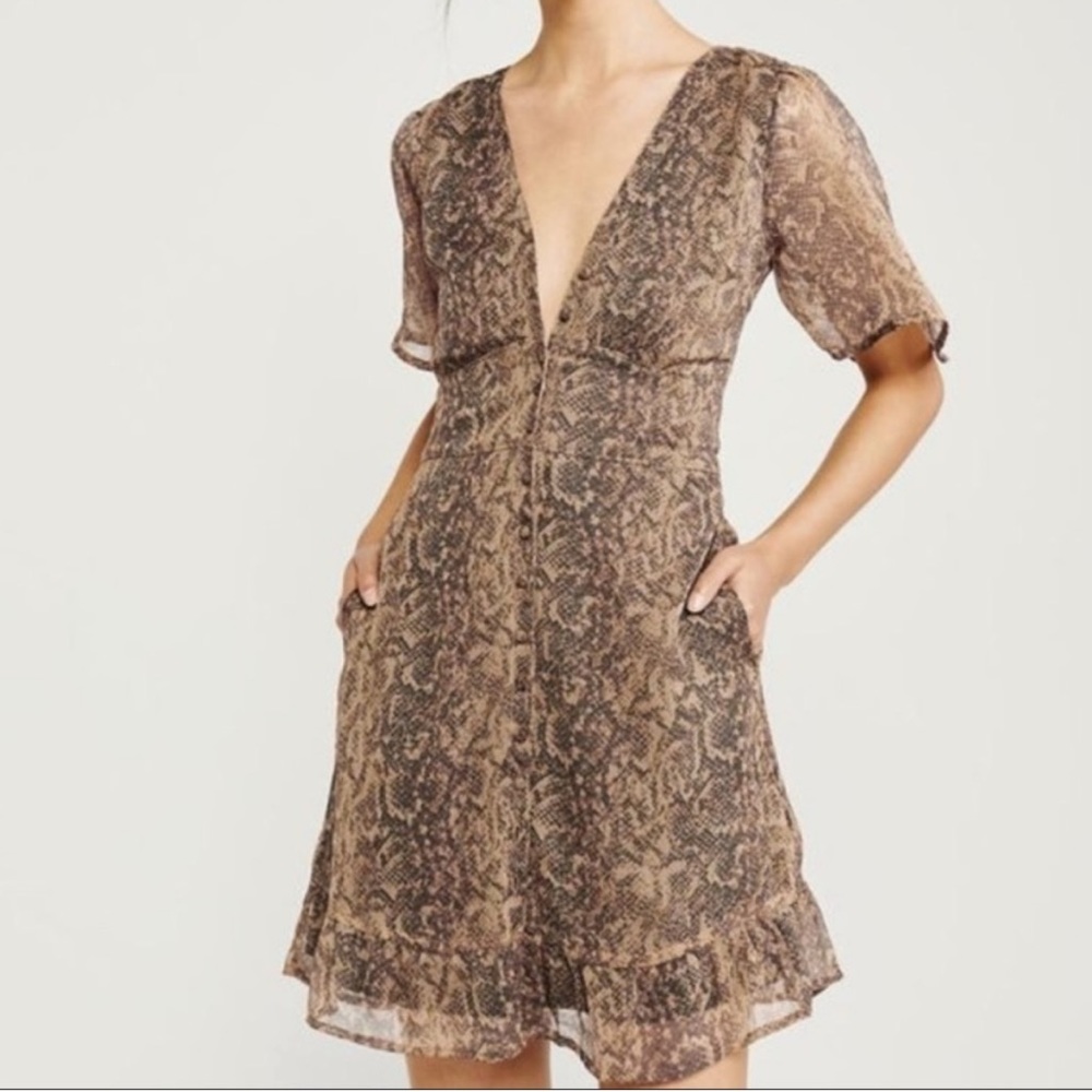 Abercrombie And Fitch Button Down Python Print Dr… - image 1